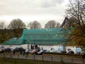 Facade gone. Seen from the bridge, 19/11/04.